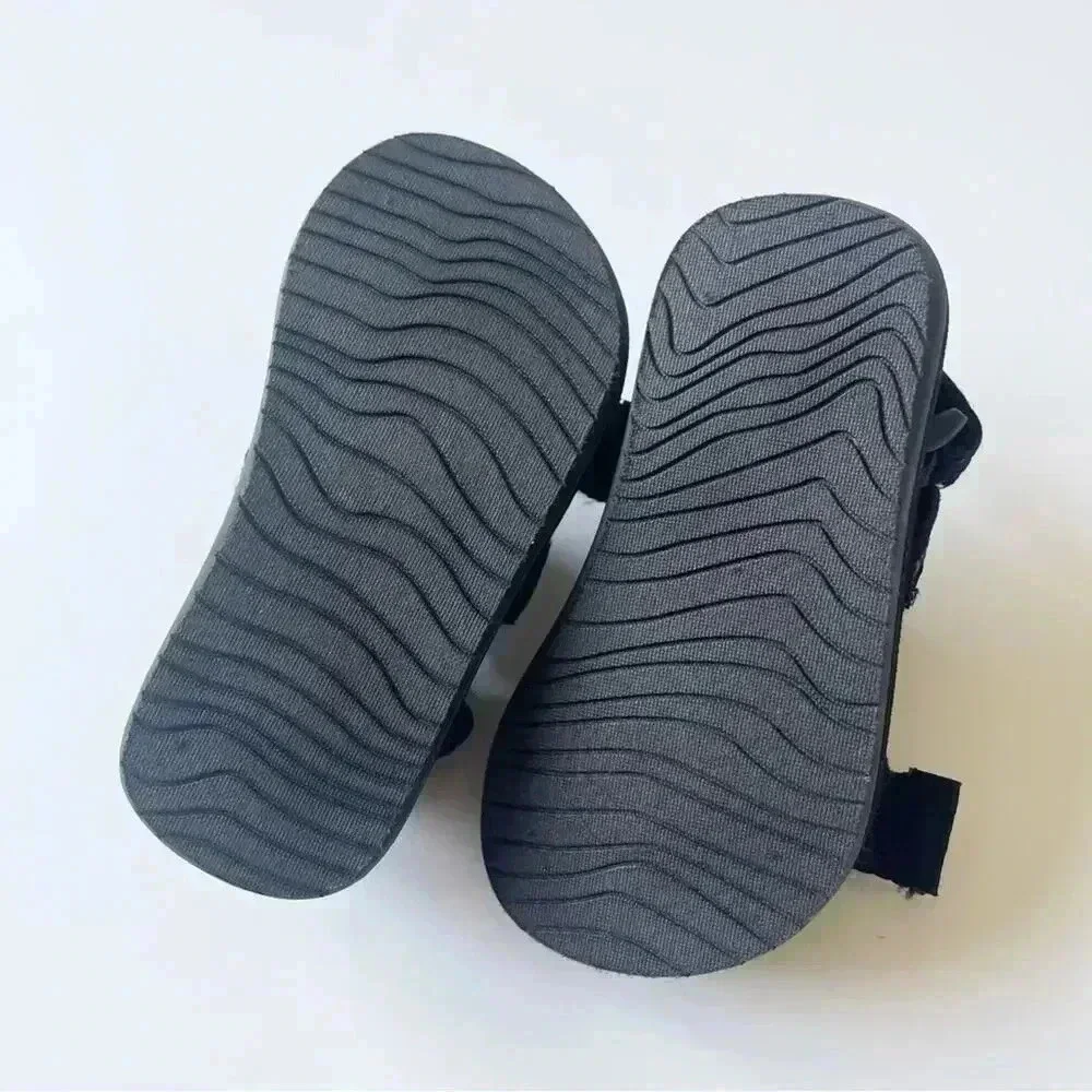 Reef Little Ahi Black Convertible Sandal EUC